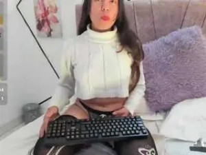 View the HD clip titled Julieta-lein Cam porn model from camsoda