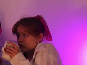 Stream full movie named Loveskingdom Cam porn model from chaturbate