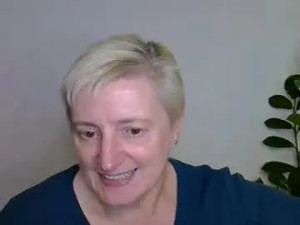 Play uncensored clip named Vea_motty Cam porn model from chaturbate