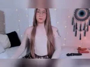 View uncut movie named HanCoopers, brown hair trans