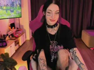 Stream this full video named Heyitskira Cam porn model from bongacams