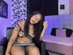 View the complete video called Carolin-diaz Cam porn model from bongacams