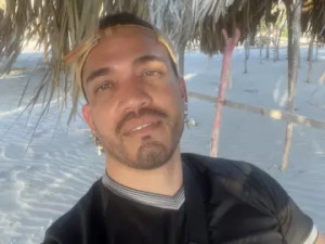 Enjoy watching the uncensored video named KentCabrera, 34 years old, brunette hair male