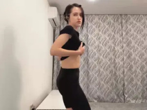 View the complete scene called LoganSchuchman Cam porn model from cam4