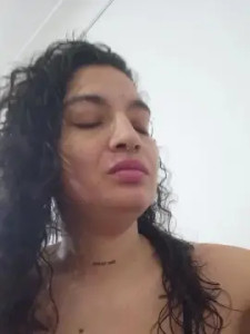 Play this uncut clip titled Morenamil000 Cam porn model from cam4