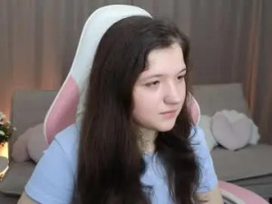 Play this complete movie of Mielrains Cam porn model from chaturbate