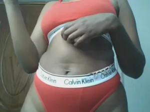 View the uncut video named Hotpinkie Cam porn model from cam4