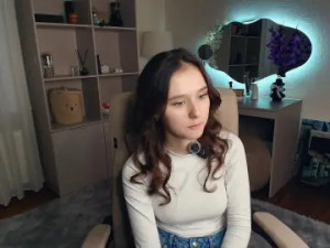 Play uncensored video named VestaWombacher Cam porn model from cam4