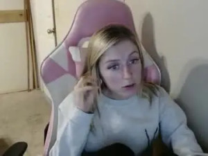 Stream uncut scene titled Chaturerin Cam porn model from chaturbate