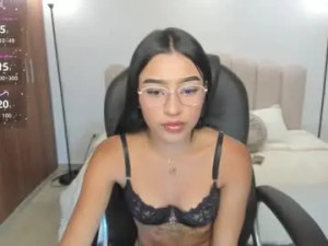 Play this HD video titled Silvana_velvet Cam porn model from chaturbate