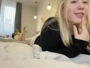 Stream uncut movie of Emberbunny Cam porn model from chaturbate