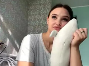 Enjoy watching the complete movie named Katyhannah Cam porn model from chaturbate