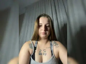 View the complete clip named LuniTunes Cam porn model from bongacams