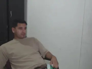 Play HD video titled kylian_07, 26 years old, male