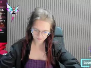 Play this uncut clip of Shy_elina01 Cam porn model from chaturbate