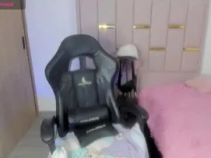 Stream the complete movie titled bbycami_, 21 years old, trans