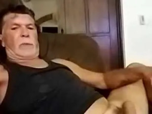 View uncut clip of bignoblinski, male