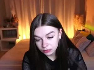 Watch uncut scene called Milaniamoonshade Cam porn model from chaturbate