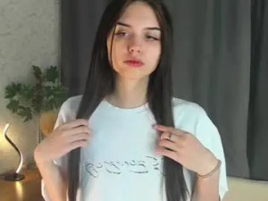 View the full movie called Jerricaezelle Cam porn model from chaturbate