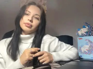 Play the uncut scene called Melodypiombino Cam porn model from chaturbate