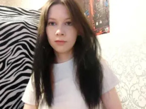 Enjoy watching this complete video of EuraGrune Cam porn model from bongacams