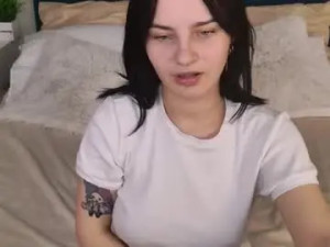 Enjoy watching the uncut video titled Angelbraunn Cam porn model from chaturbate
