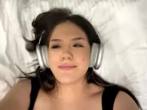 Play HD movie of Jeanieknoell Cam porn model from chaturbate