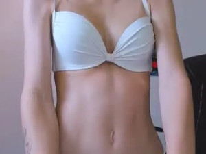 Stream the complete video titled Donteatcats_ Cam porn model from chaturbate