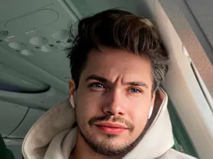 Stream this uncensored clip called OscarGalaxy, 22 years old, brunette hair male