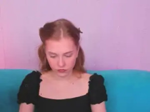 Enjoy watching uncensored scene of Maryalicesmile Cam porn model from chaturbate