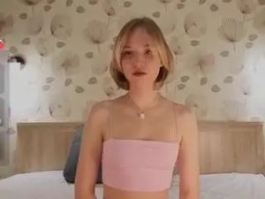 Play the uncensored movie called Ameliameow Cam porn model from camsoda