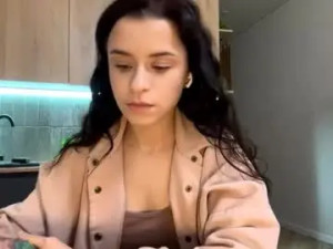 Watch the HD video titled Beatriceesmond Cam porn model from chaturbate