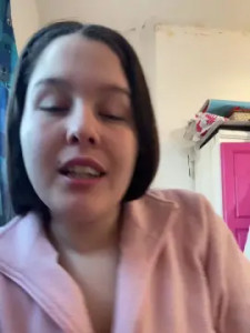 View this uncensored movie called HannahNicoleSh Cam porn model from cam4