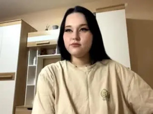 Watch full movie of Blossombuesing Cam porn model from chaturbate