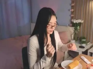 Watch this uncensored movie titled Lina_cipollina Cam porn model from chaturbate