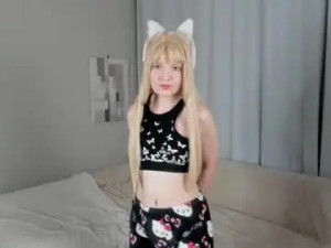 Stream this full movie titled Arnettabobko Cam porn model from chaturbate