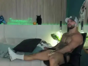 View this complete movie named jeremy_harden, 31 years old, male