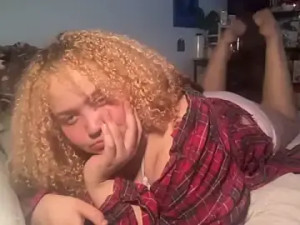 Play this hardcore scene named Mixxedgoodness Cam porn model from stripchat