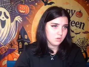 Enjoy watching the full clip of Scarletcargo Cam porn model from chaturbate