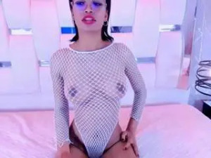 Enjoy watching the complete movie named Renataferrer Cam porn model from camsoda