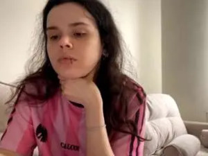 Play this uncensored movie called Yajairaheuer Cam porn model from camsoda