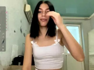 View this uncensored scene called KasandraGutrerrez Cam porn model from bongacams