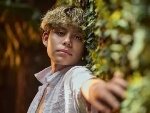 Play the full movie named NathanBel, 18 years old, brunette hair male