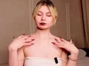 Enjoy watching this complete video of Pattiegneiser Cam porn model from camsoda