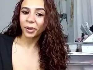 View this hardcore scene titled Lightskinchick12 Cam porn model from camsoda