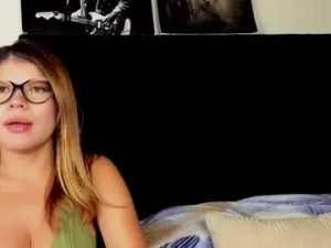 Enjoy watching uncut video titled Eve_collen Cam porn model from chaturbate