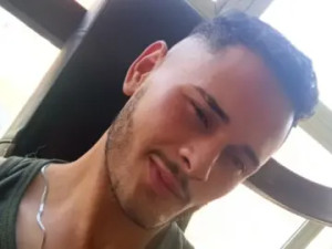 Stream complete scene of AlexLizar, 27 years old, brunette hair male