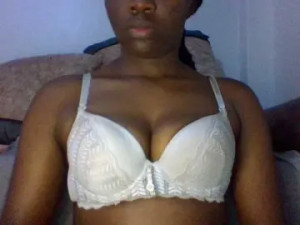 Stream this hardcore scene named Rozybeauty Cam porn model from bongacams