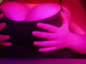 Enjoy watching hardcore clip of Sweetcalciferr Cam porn model from chaturbate