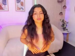 Watch uncut scene titled Julie_devani Cam porn model from chaturbate